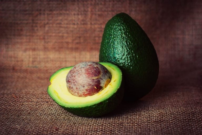 Aguacate: 5 razones para añadirlo a tu dieta si no lo has hecho ya